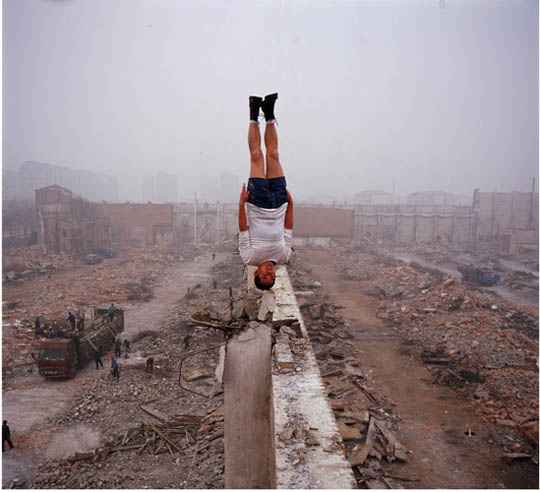 8 Unbelievable and Outstanding Photos of Li Wei