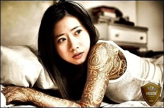 Girls with Sleeve Tattoos Tribal