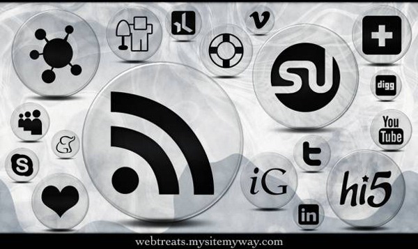 crystal-clear-bubble-social-media-icons