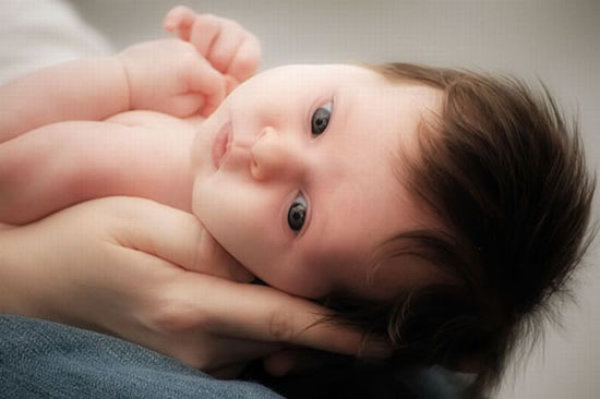 35 Cute Newborn Baby Pictures